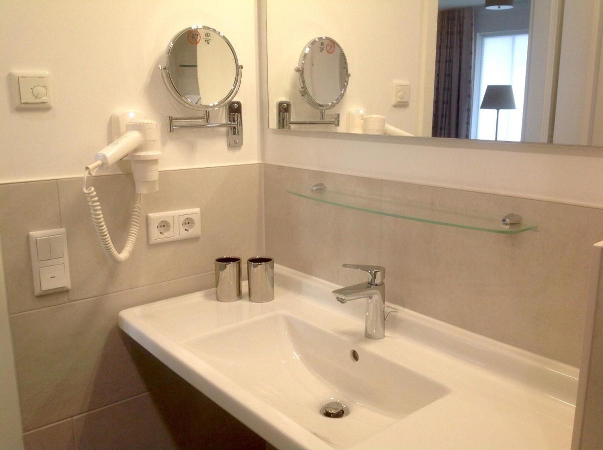 Sunny Suite 14 - Elegantes Hotelapartment Mit Grossartigem Pool-Wellnessbereich Direkt Am Meer In Ruhiger Lage - Perfekt Fuer Mensch Und Tier Börgerende-Rethwisch Buitenkant foto